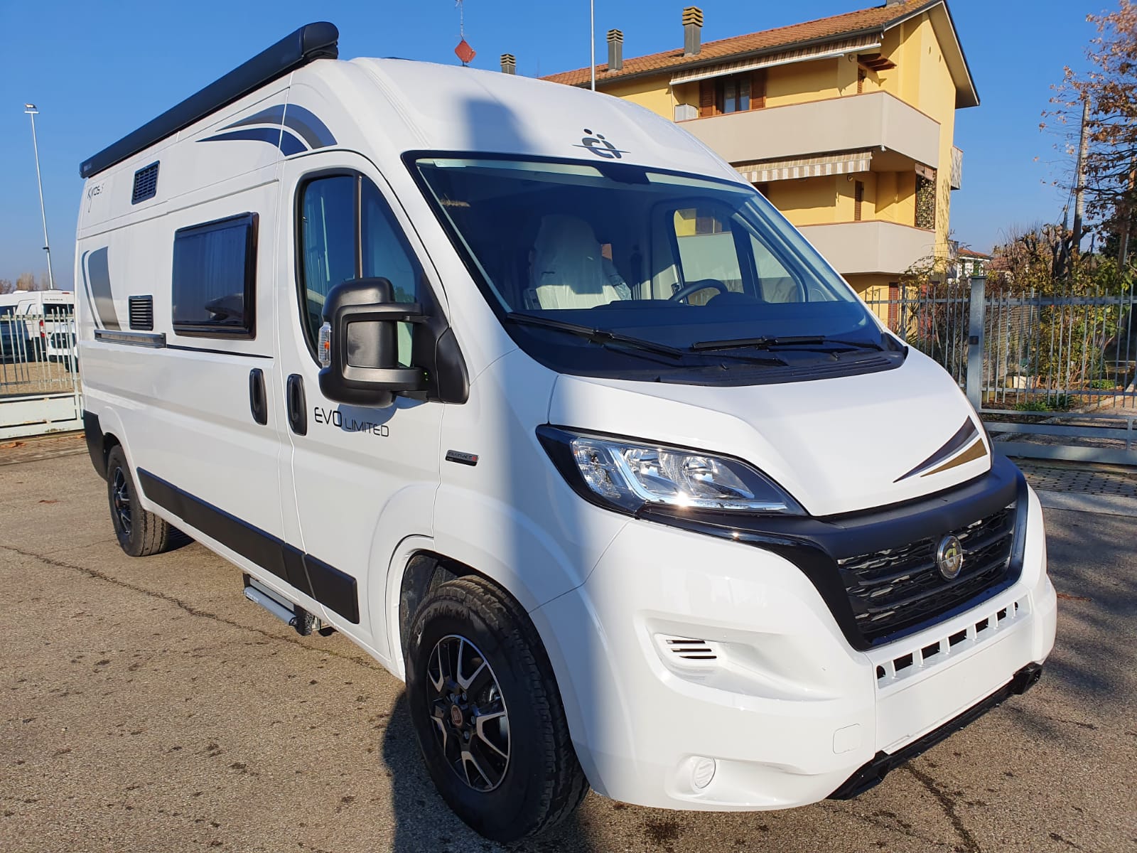 Kyros 5 Evo Limited_1